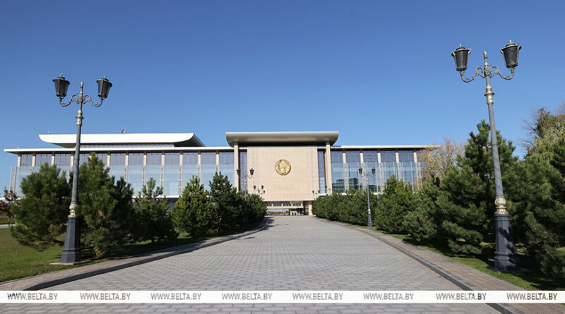 Лукашенко учредил нагрудный знак делегата ВНС